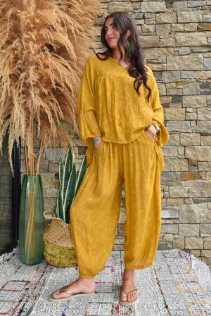 Kiti Paisley Damask Artist Smock Tumeric